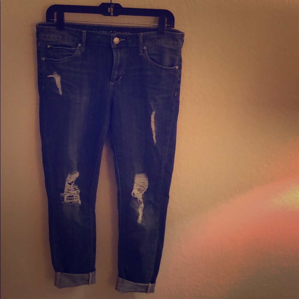 Ripped, article of Society jean